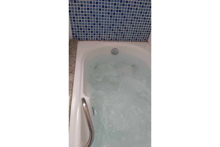 Casa Modernista | Heated Pool & Spa | 5 Suites | Lago Sul, B
