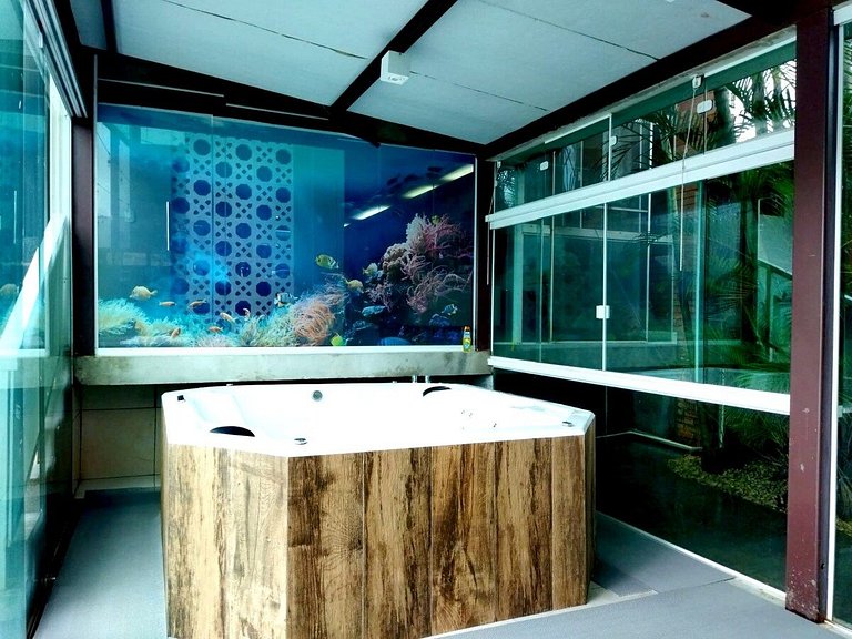 Casa Modernista | Heated Pool & Spa | 5 Suites | Lago Sul, B