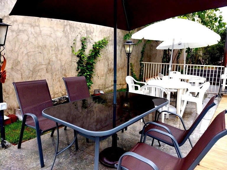 Casa Modernista | Piscina Climatizada y Spa | 5 Suites | Lag