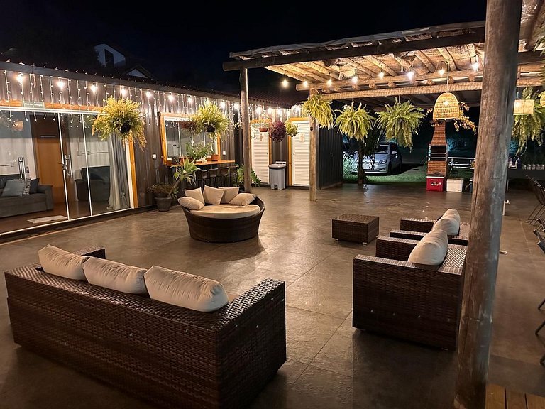 Villa Kubitschek | 4-Suite Villa, Heated Pool & Jacuzzi | La