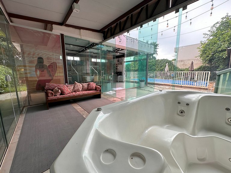 Casa Modernista | Heated Pool & Spa | 5 Suites | Lago Sul, B