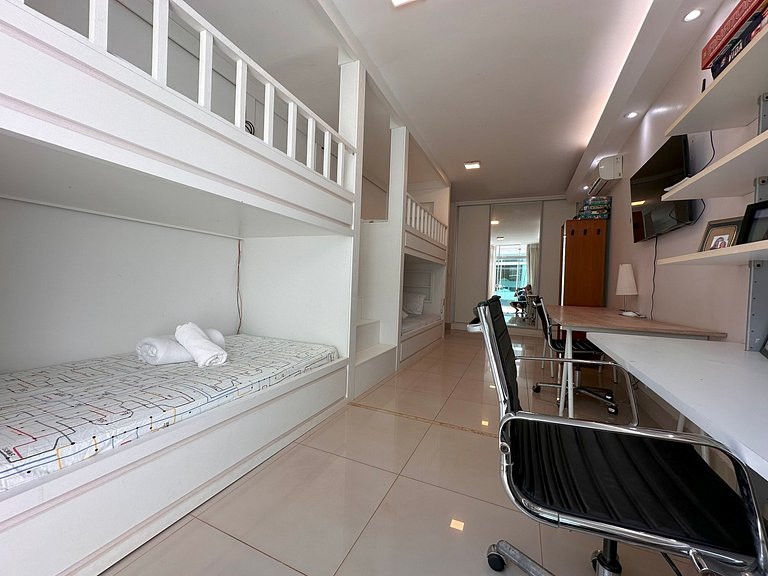 Casa Modernista | Heated Pool & Spa | 5 Suites | Lago Sul, B