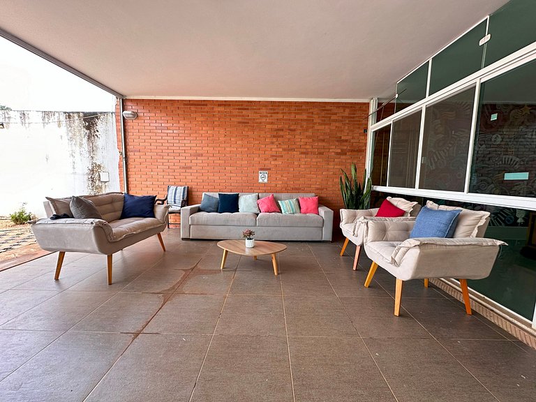 Casa Modernista | Heated Pool & Spa | 5 Suites | Lago Sul, B