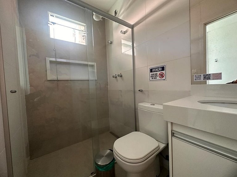 Casa Modernista | Piscina Climatizada y Spa | 5 Suites | Lag
