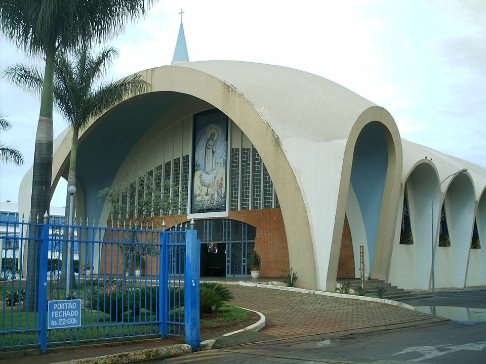 Santuário Nossa Senhora de Fátima - SGAS 906 sul.